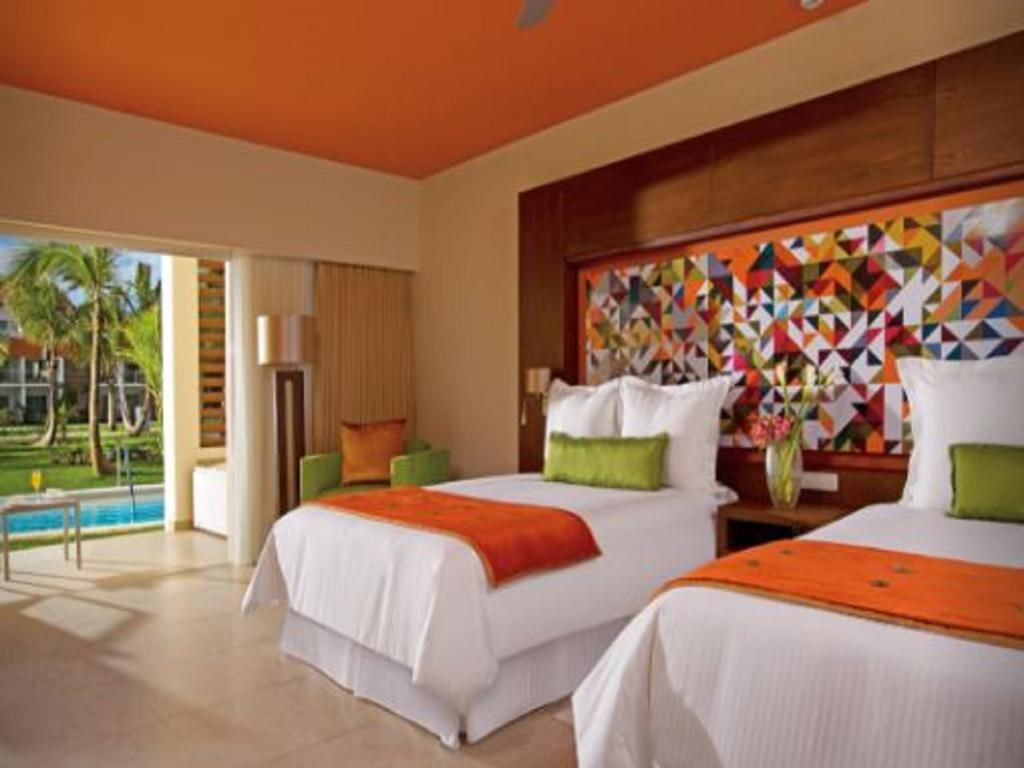 Breathless Punta Cana Resort & Spa (Adults Only) Eksteriør billede A room at the Hard Rock Hotel