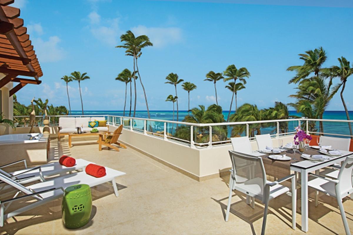 Breathless Punta Cana Resort & Spa (Adults Only) Eksteriør billede Rooftop at the Hard Rock Hotel & Casino Punta Cana