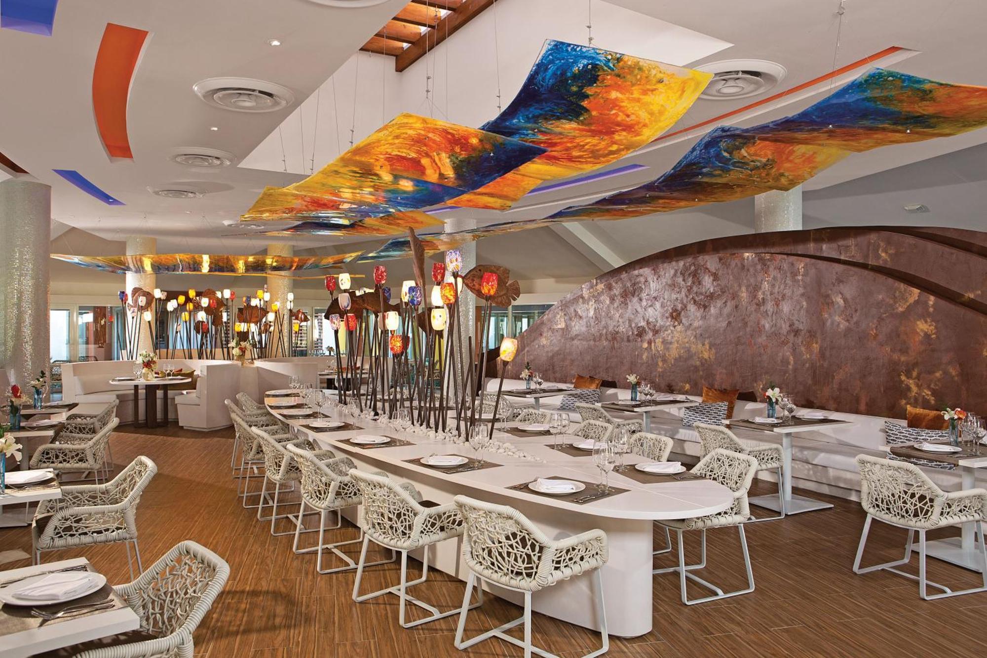 Breathless Punta Cana Resort & Spa (Adults Only) Eksteriør billede The interior of the restaurant