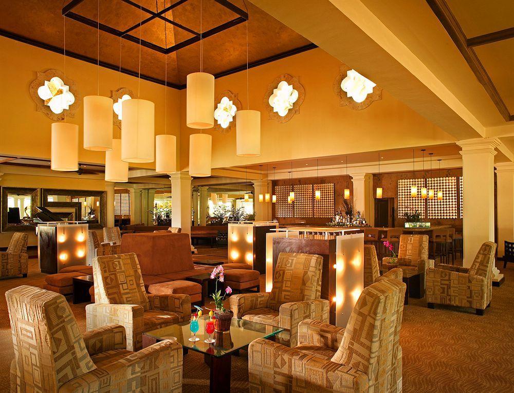 Breathless Punta Cana Resort & Spa (Adults Only) Eksteriør billede The lobby of the hotel